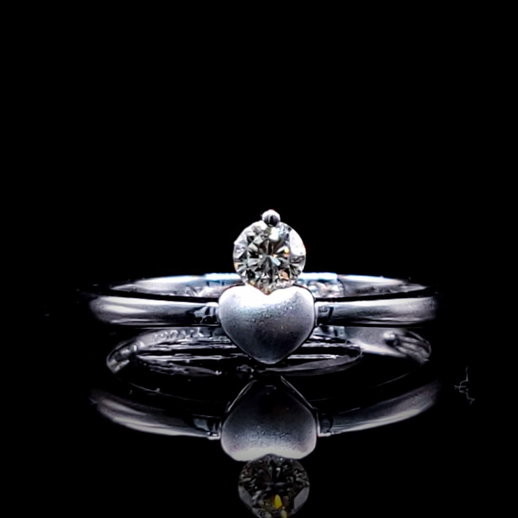 18K White Gold 0.15ct Diamond Ring