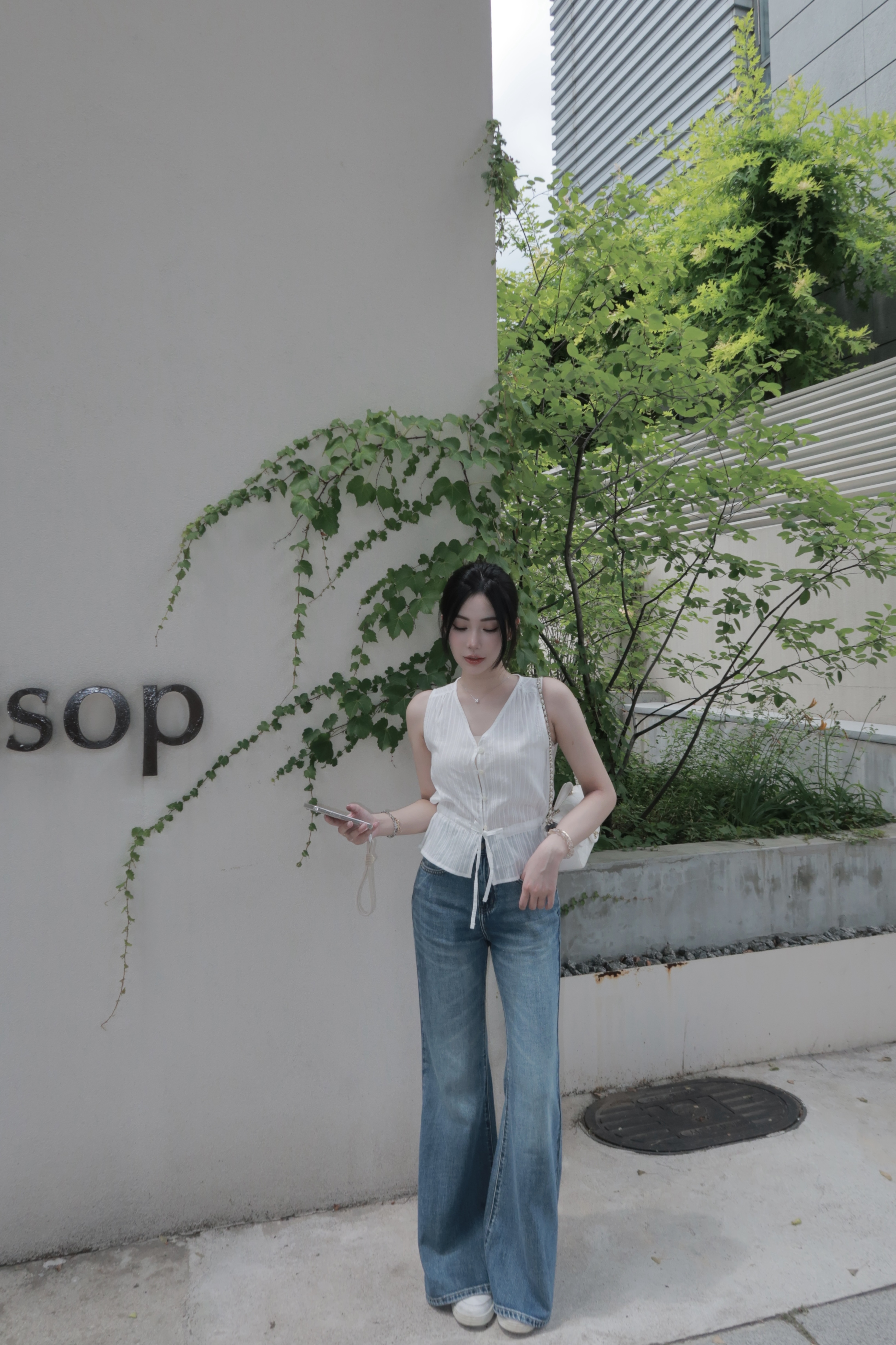 韓國選品🇰🇷溫柔白月光🌩Ｖ領無袖襯衫