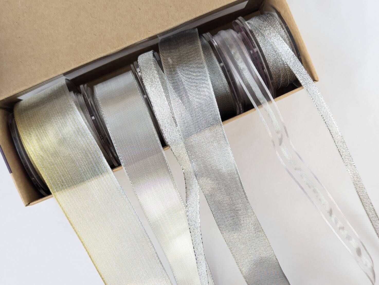 大馬士革銀光 緞帶禮盒/6入