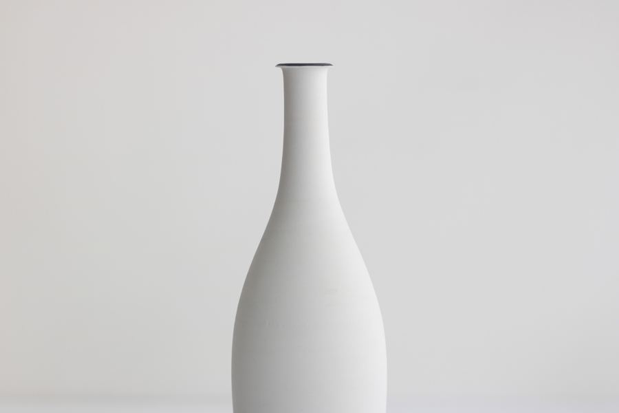 +g 吉田直嗣-花器 白 中黑4