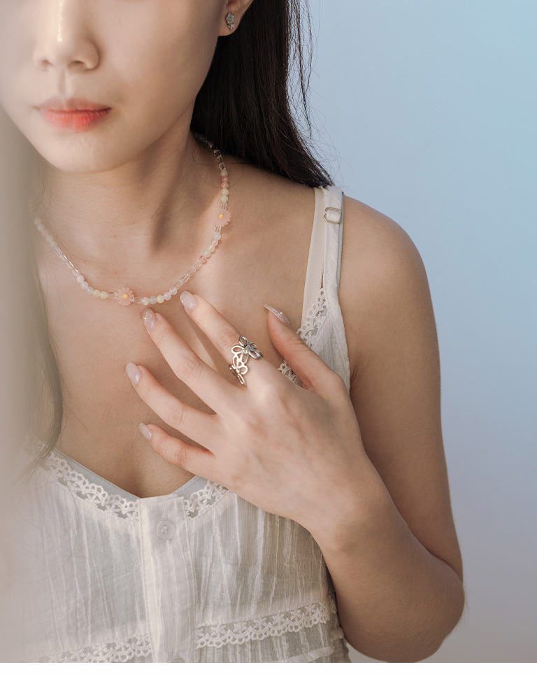 Colorful Daisy Beaded Necklace, Available in Two Colors【07040388】in stock+pre-order