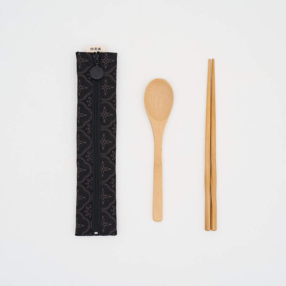 Zipper Utensil Pouch (Spoon and Chopsticks including)/Old Ceramic Tile No.10/Green Bathhouse