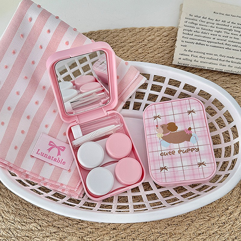 Cute Dachshund Puppy Contact Lens Case