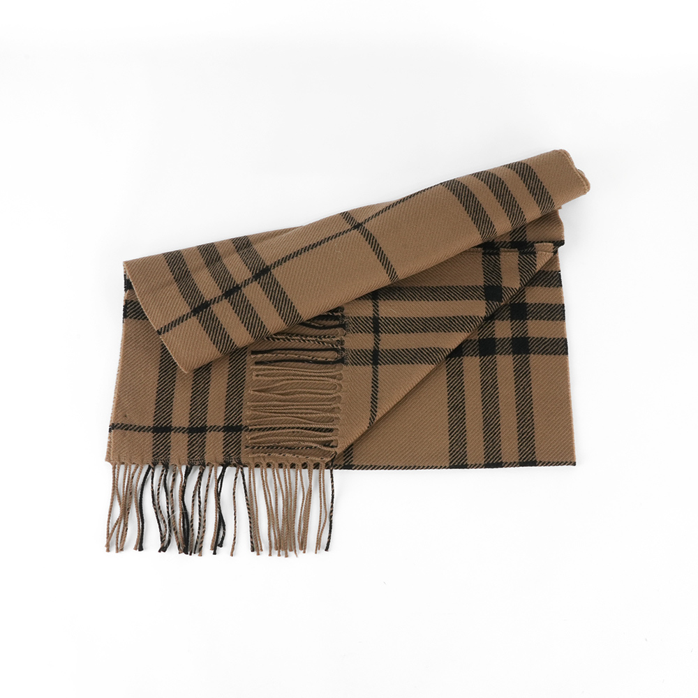 【Burberry】大格紋寬版羊毛長圍巾(奶茶色)