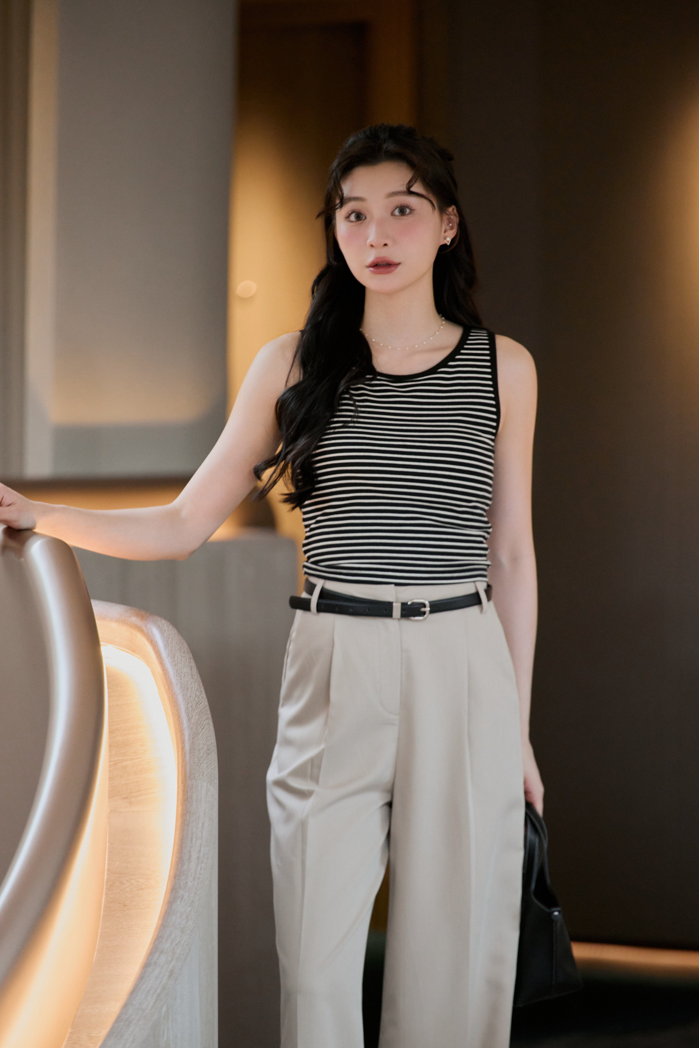 Gmade/彈性包覆遮副乳基礎背心Bratop-黑條