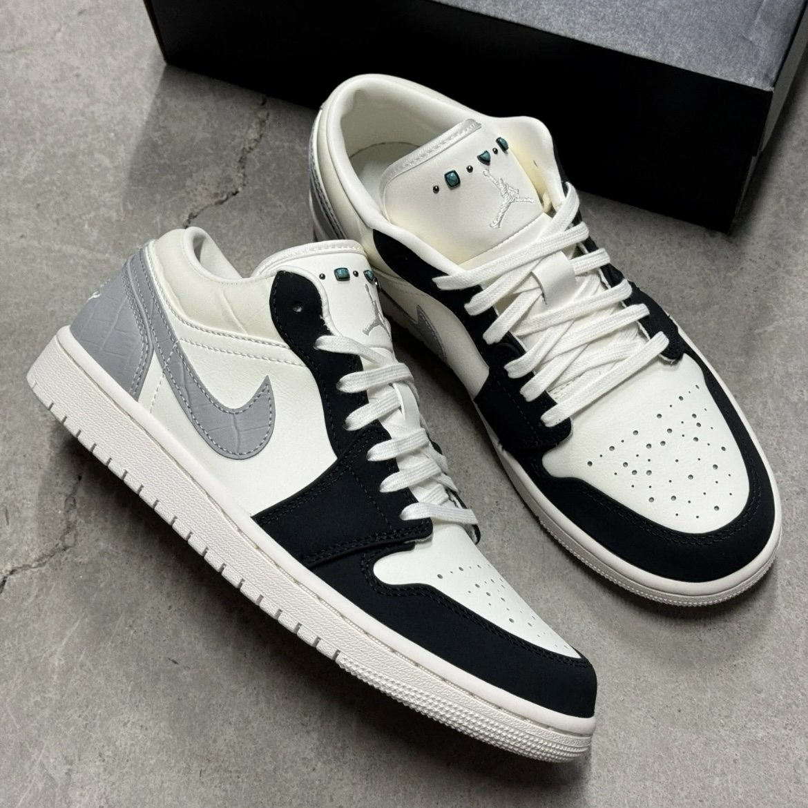 Nike Air Jordan 1 Low 綠松石 白灰黑 鱷魚紋 AJ1 緩震 低筒休閒鞋