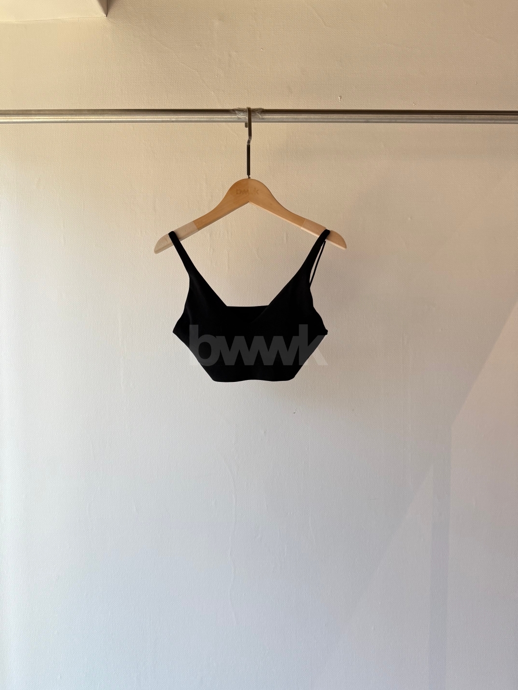 輕盈裸感美胸bra top-黑