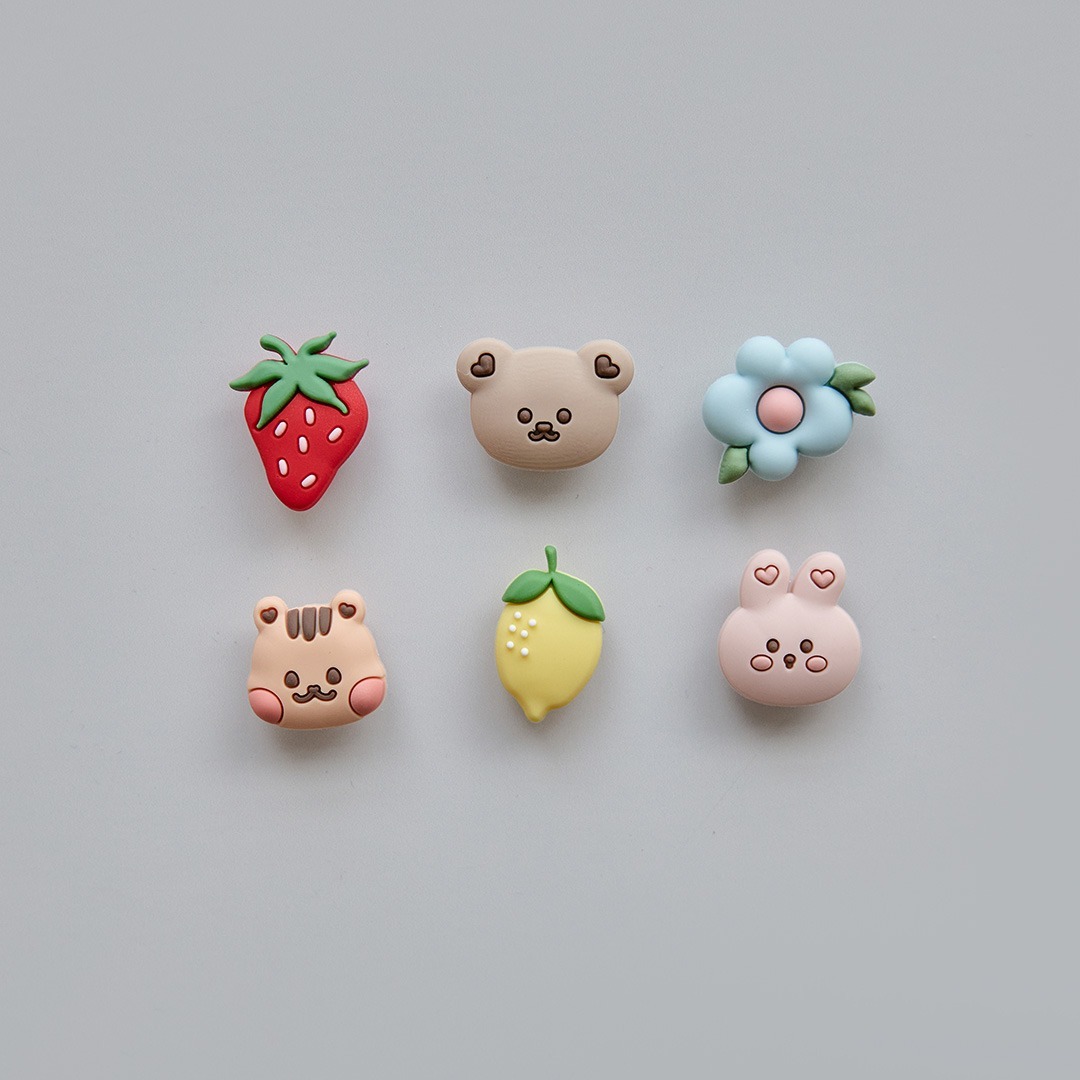 25S/S DTDxTHE LITTLE MARKET大圓臉人物3D立體軟膠釘