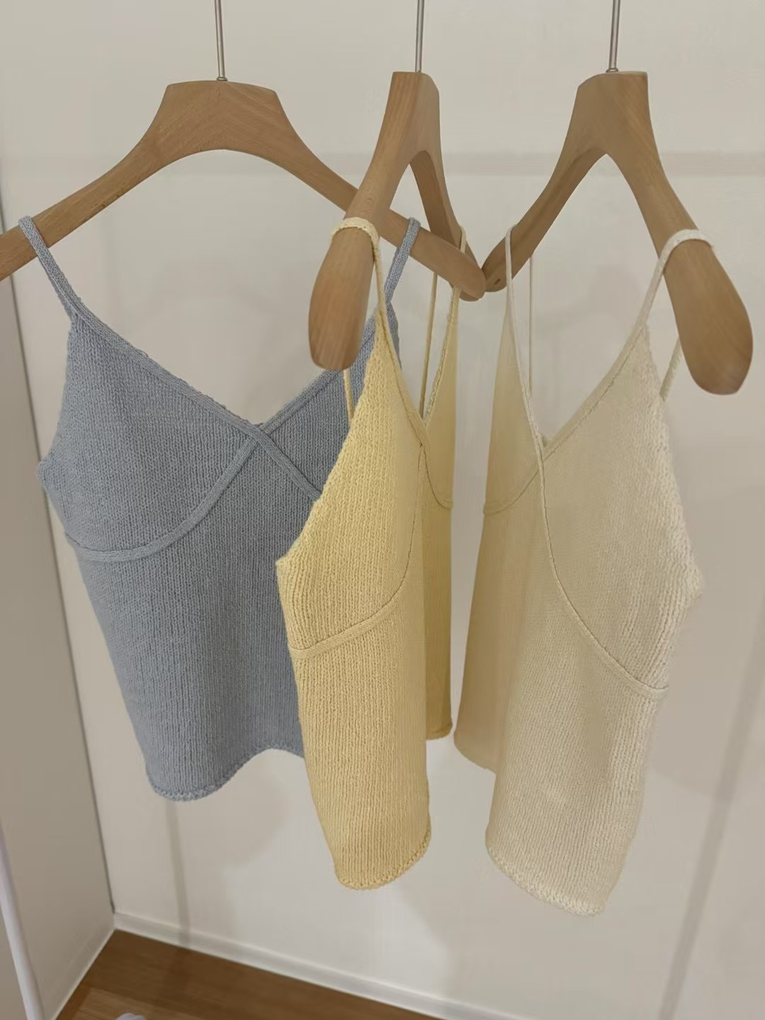 紗紗質感縫線小背心