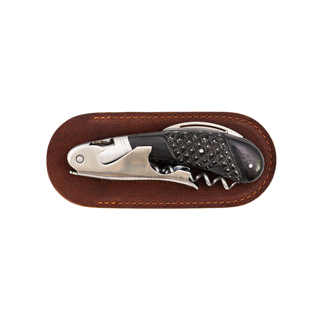 LAGUIOLE MAGNUM ⋆ 菱刻紋點針鑲釘手柄 ⋆ 黑檀木酒刀