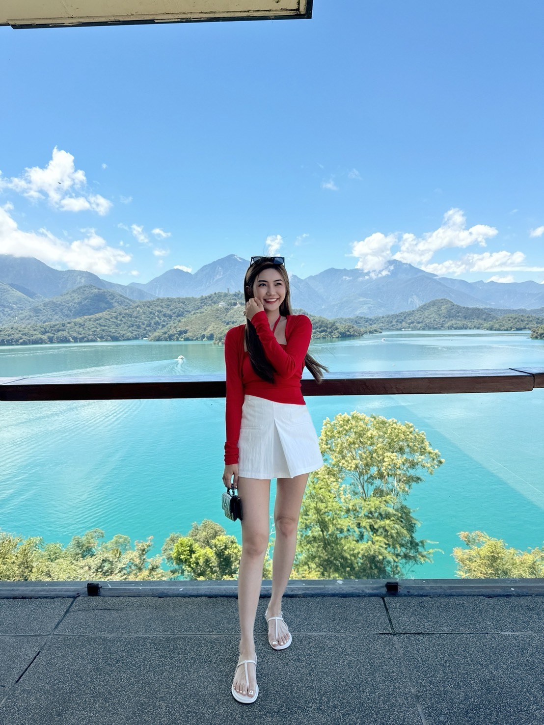 ［預購］🔥07.03春夏新品］💥不用穿內衣！買到賺到款］🇰🇷正韓掛脖bra top+薄款透氣棉小外套兩件式套裝（好運紅/三色）