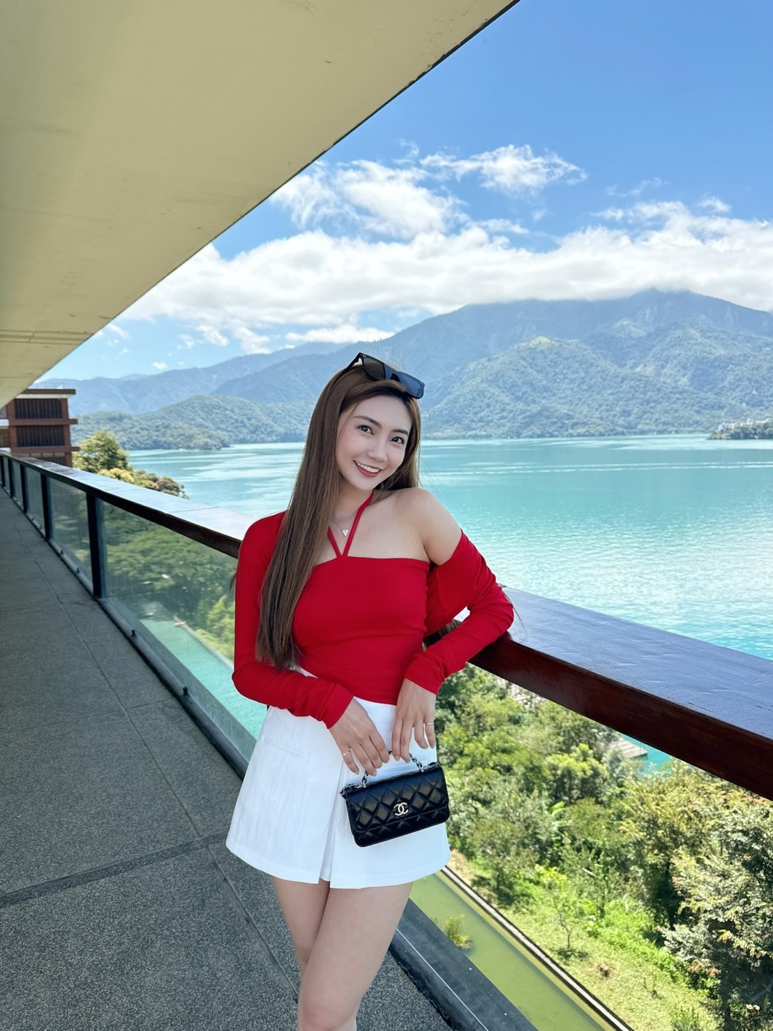 ［預購］🔥07.03春夏新品］💥不用穿內衣！買到賺到款］🇰🇷正韓掛脖bra top+薄款透氣棉小外套兩件式套裝（好運紅/三色）