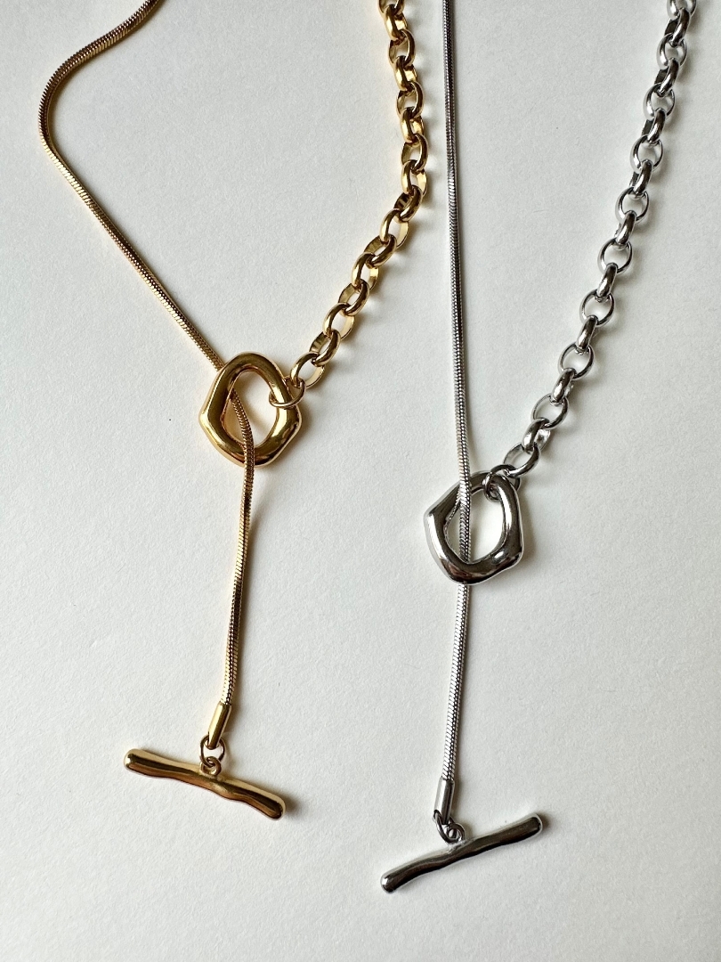 SS toggle classic long necklace