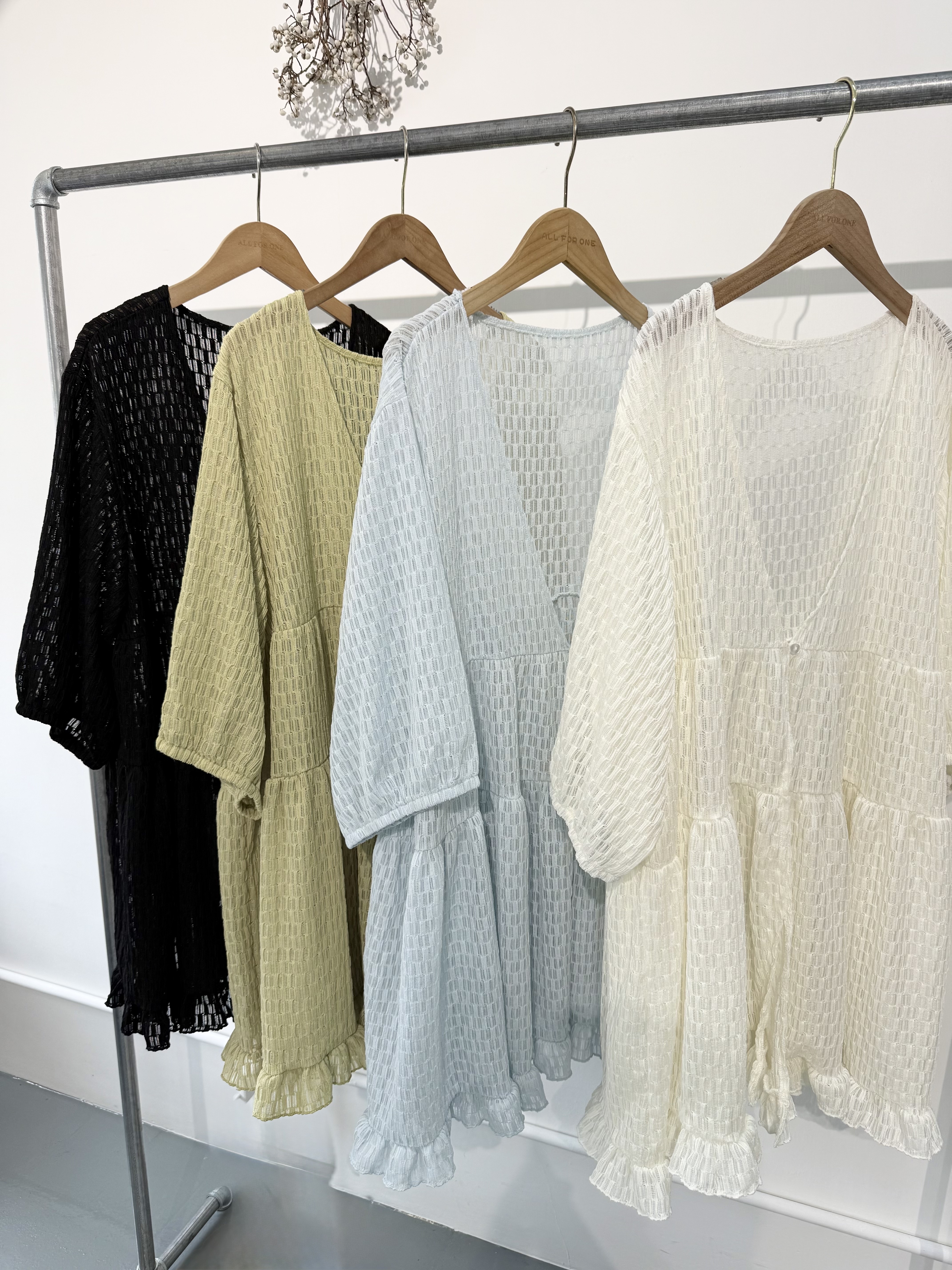 Oversize點點紋Ruffle大傘top