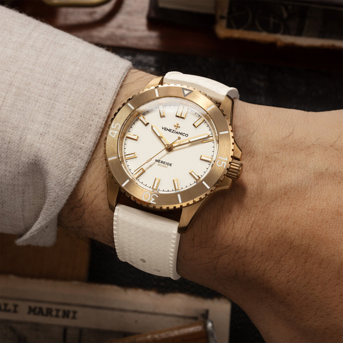 Venezianico Nereide Bronzo 39mm 青銅錶 橡膠帶機械錶 3121556