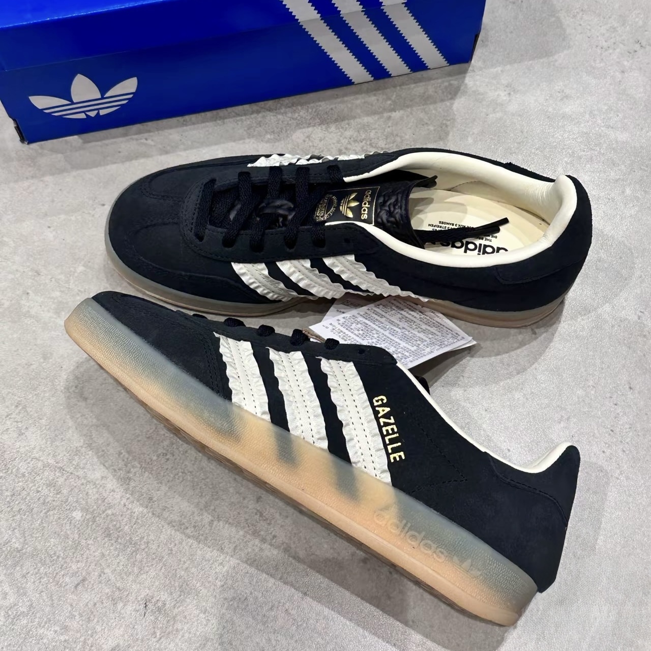 ADIDAS GAZELLE INDOOR 黑白 荷葉邊 麂皮 焦糖底 德訓鞋 休閒 女鞋  JS1412