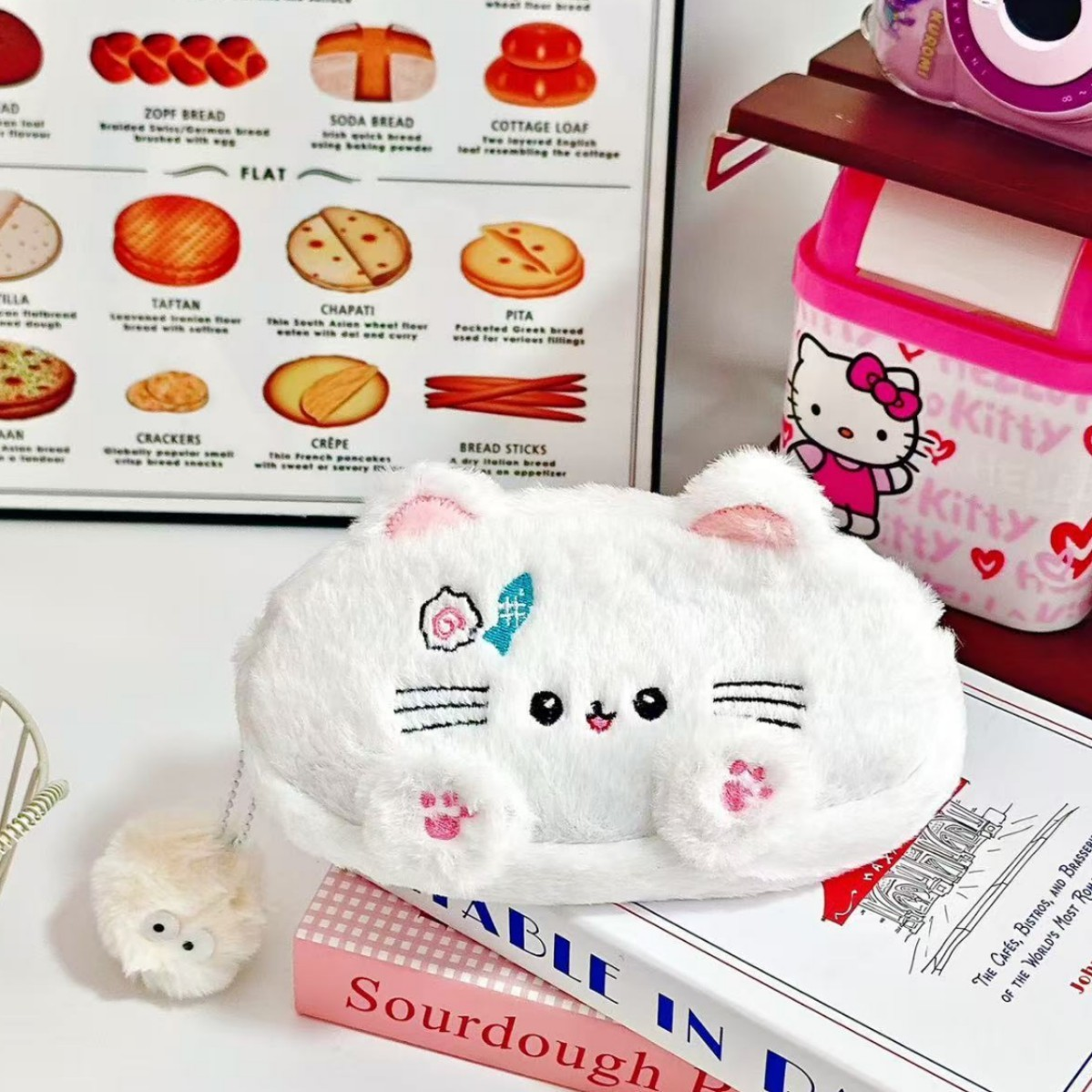 Fluffy Cat-Inspired Sweetheart Pencil Pouch
