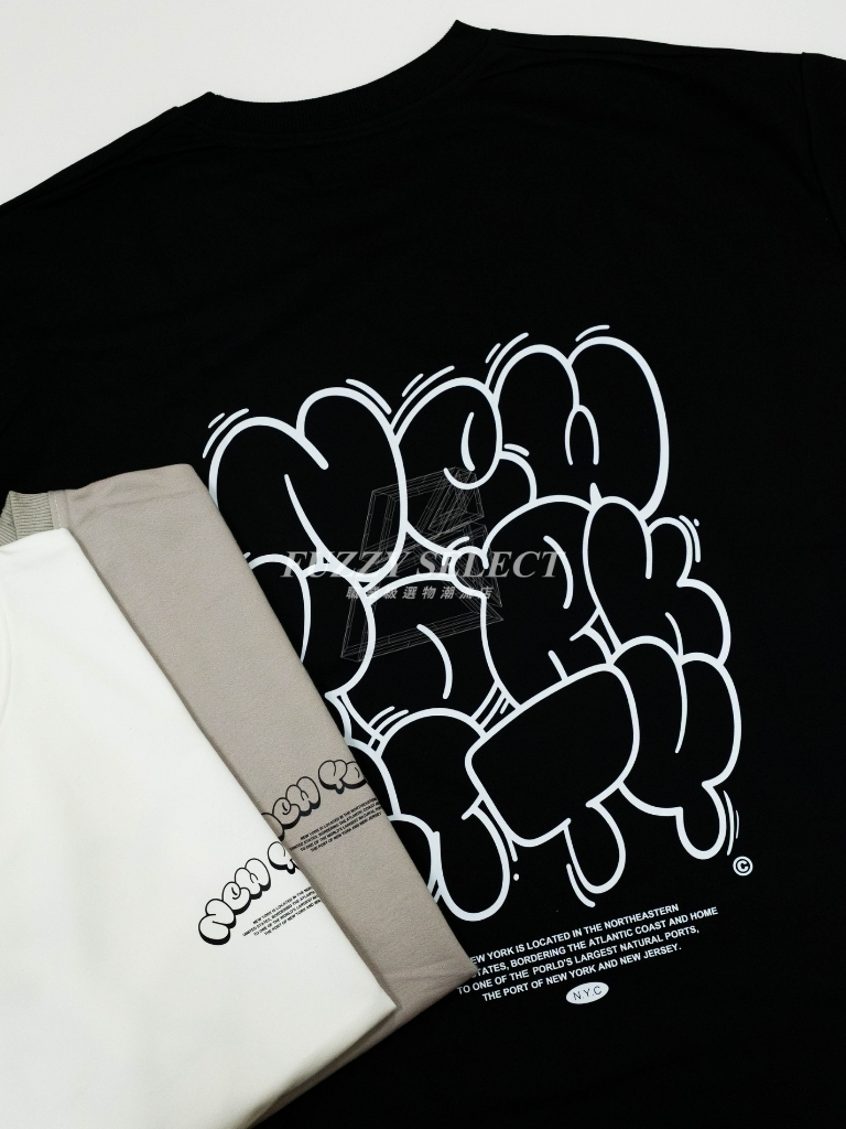 【逢甲FUZZY】New York 塗鴉 胖字 Tee 潮流 日常 美式 圖案 Logo 短T 短Tee 黑 白 水泥灰