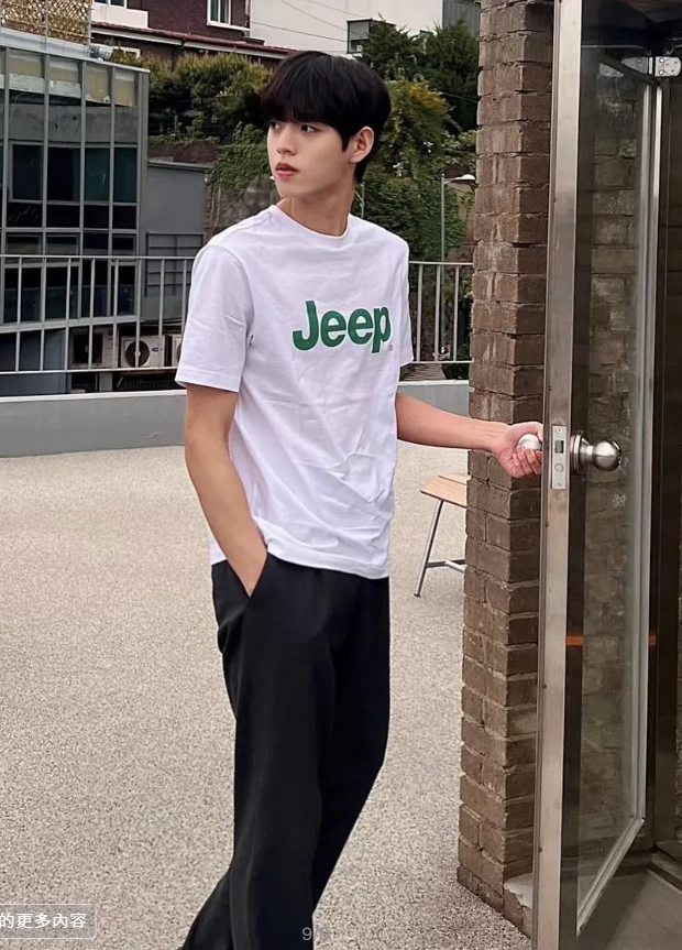 JEEP 吉普  JEEP 綠色大LOGO  短袖上衣   白色   JUL25