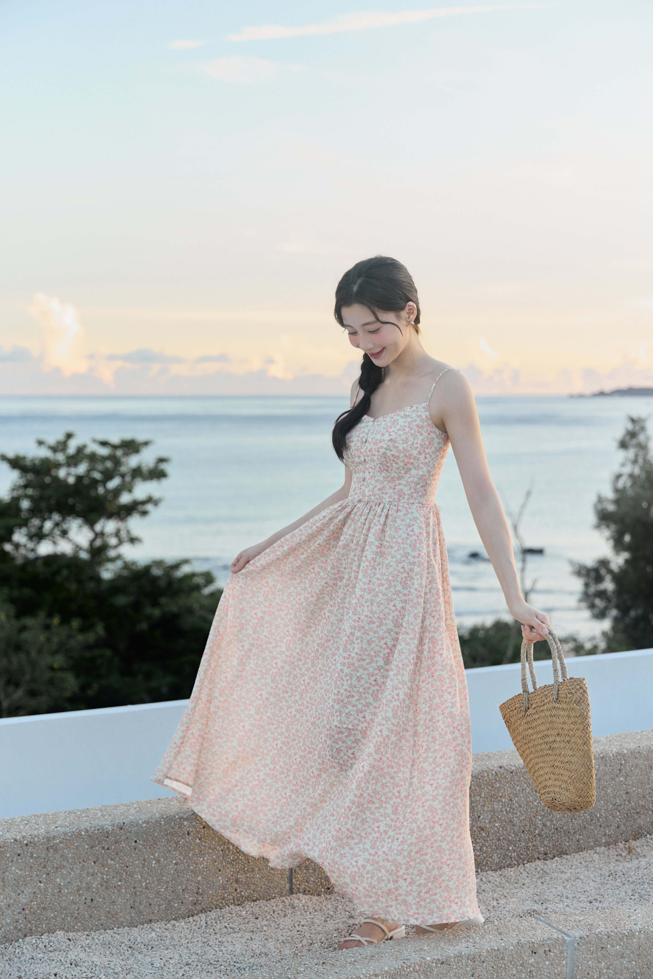 Gmade/普羅旺斯碎花 細肩收腰BRATOP洋裝-粉