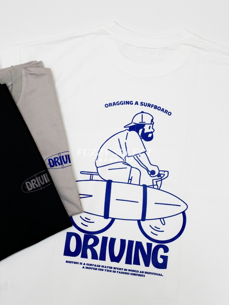 【逢甲FUZZY】Driving 駕駛 Tee 潮流 日常 美式 圖案 Logo 短T 短Tee 黑 白 水泥灰