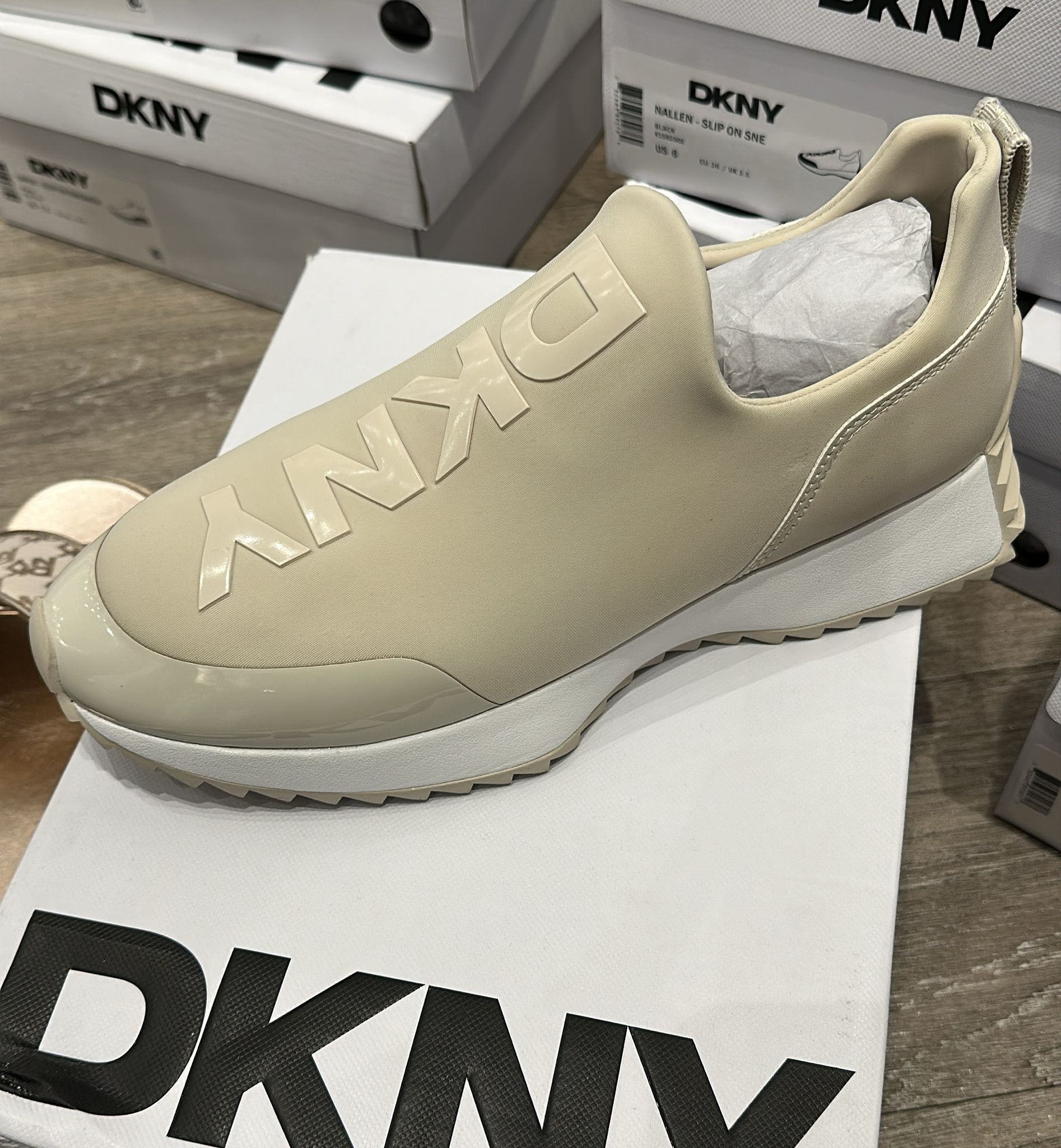 【現貨】DKNY LL0703609 波鞋