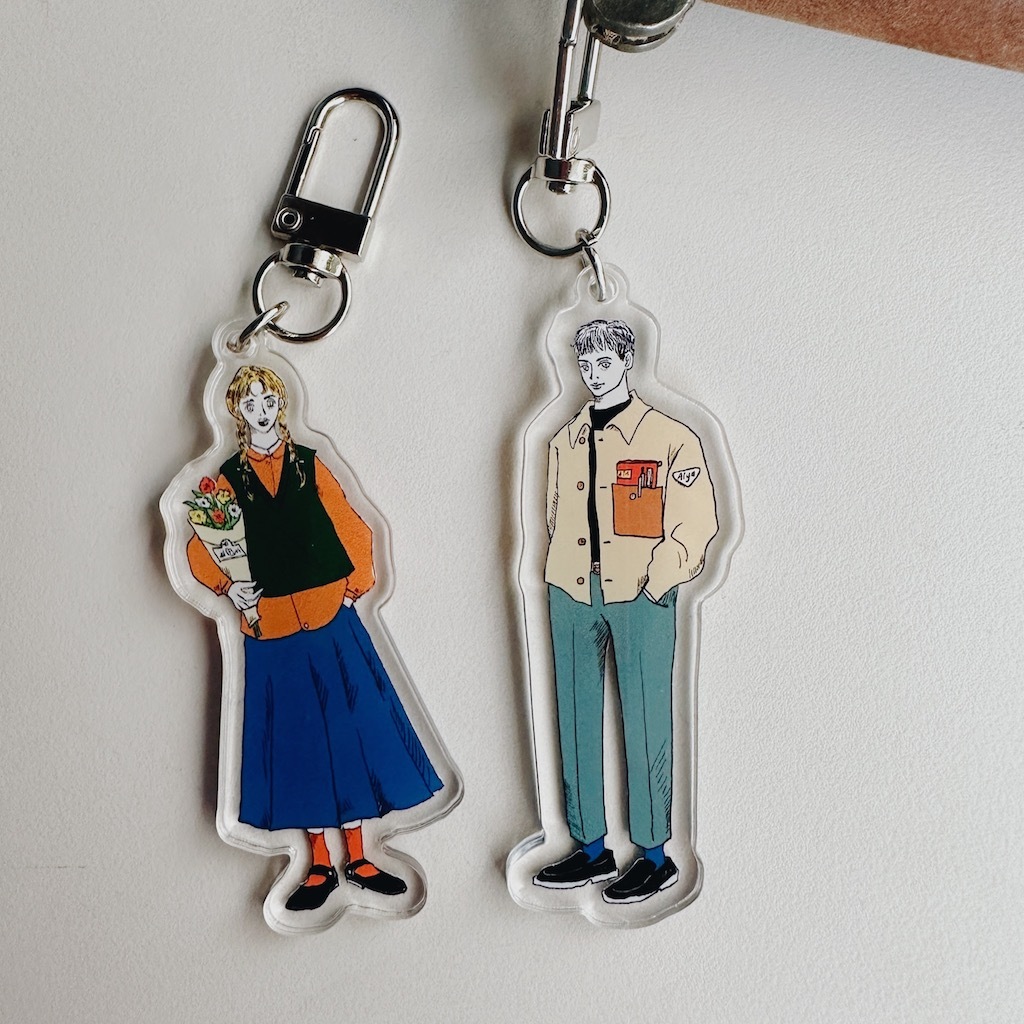 文具男子 文具女子 愛治10週年紀念 壓克力吊飾｜愛治文具房