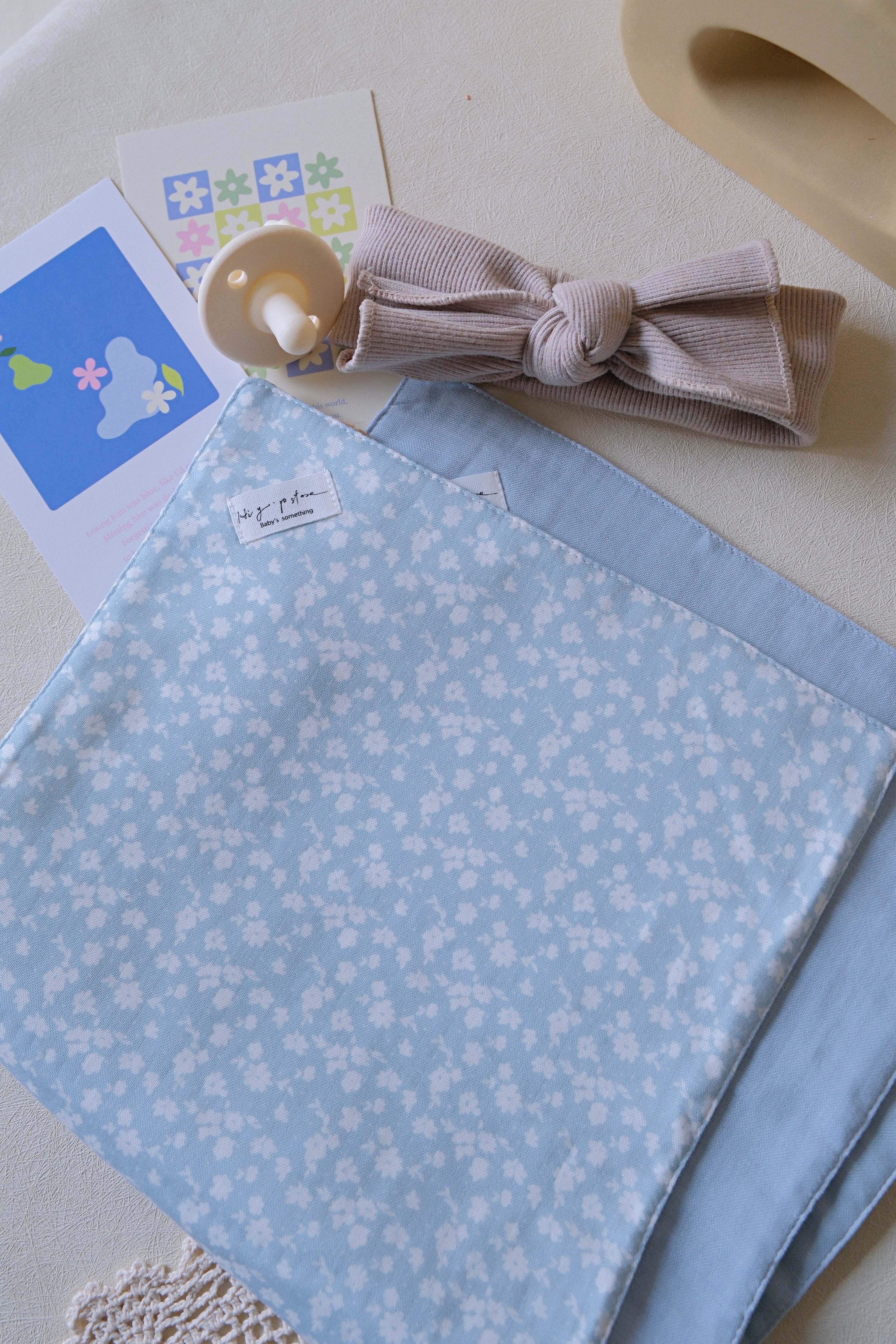 Hi Y.P store-拍嗝巾-獨家設計款-霧藍霜語 ( 2件組 )