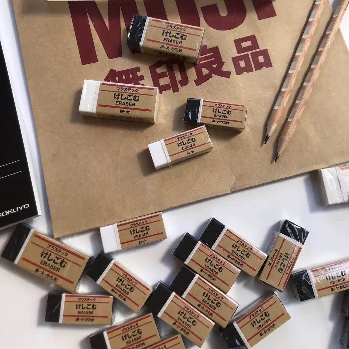 無印少碎屑無痕橡皮擦-0214