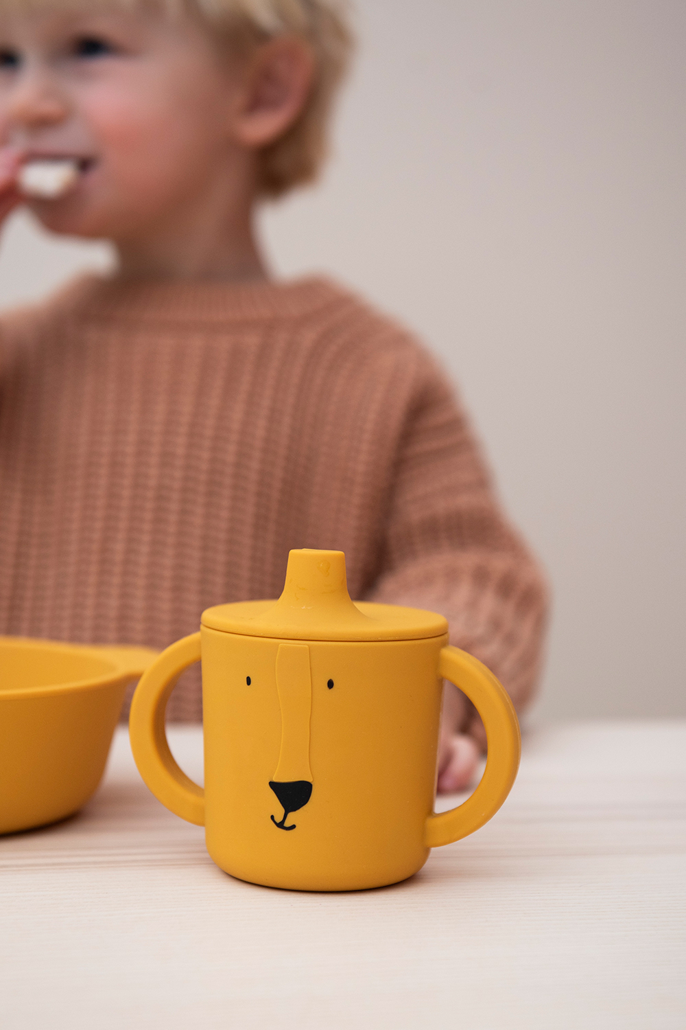 trixie 動物造型矽膠雙耳水杯-陽光獅子