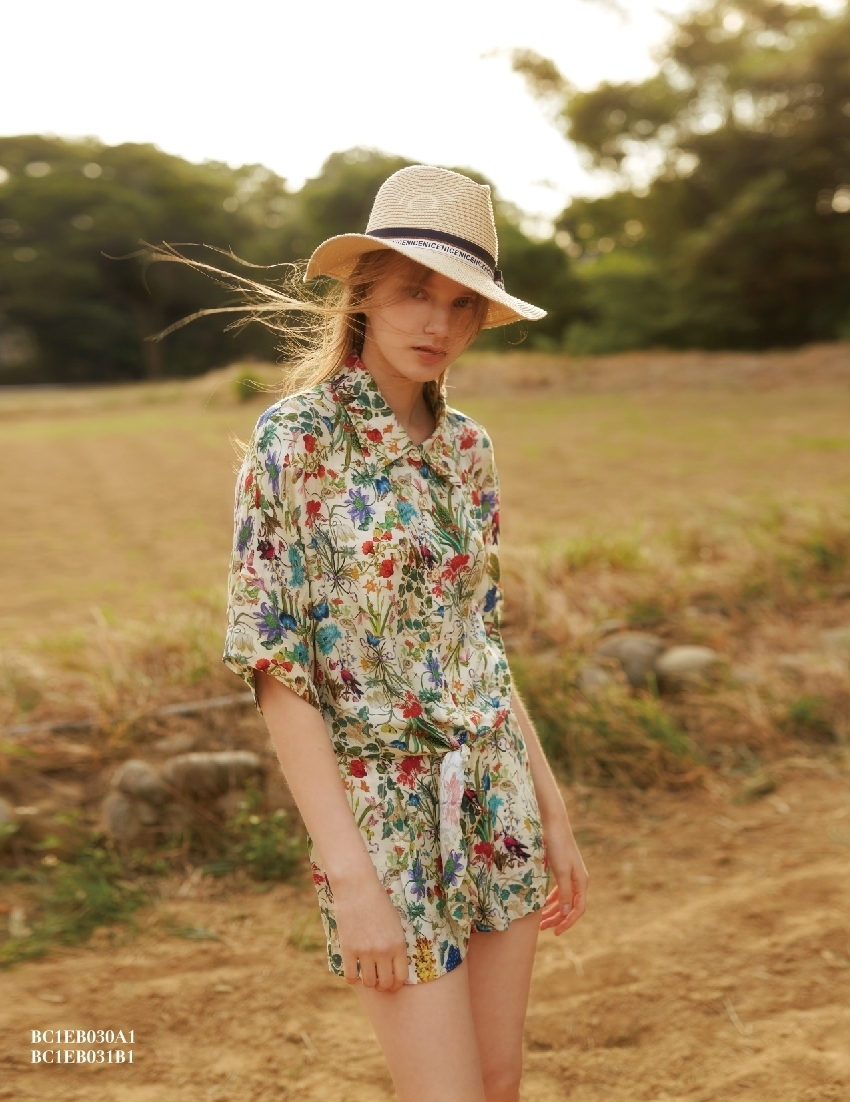 BC1EB030A1 異國花園-田野生態綁結上衣