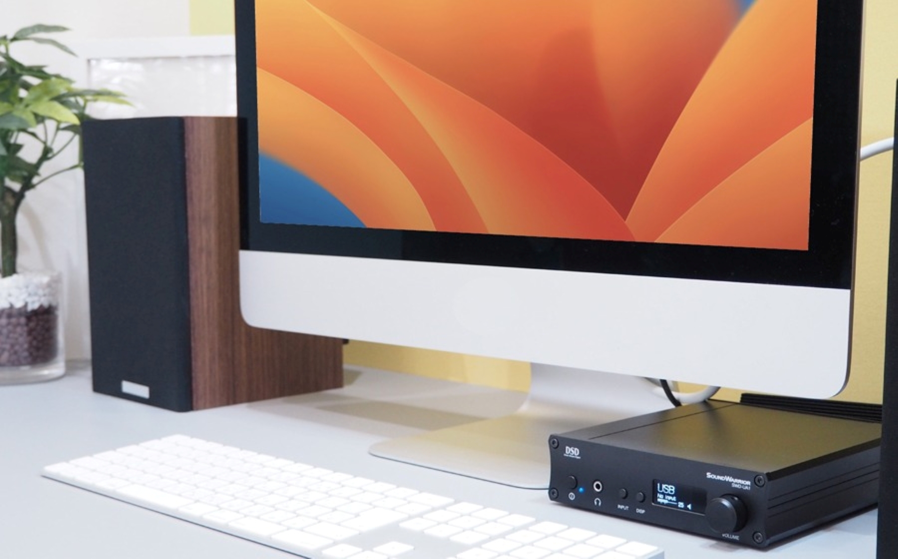 Sound Warrior SWD-UA1 Desktop USB DAC and Amplifier