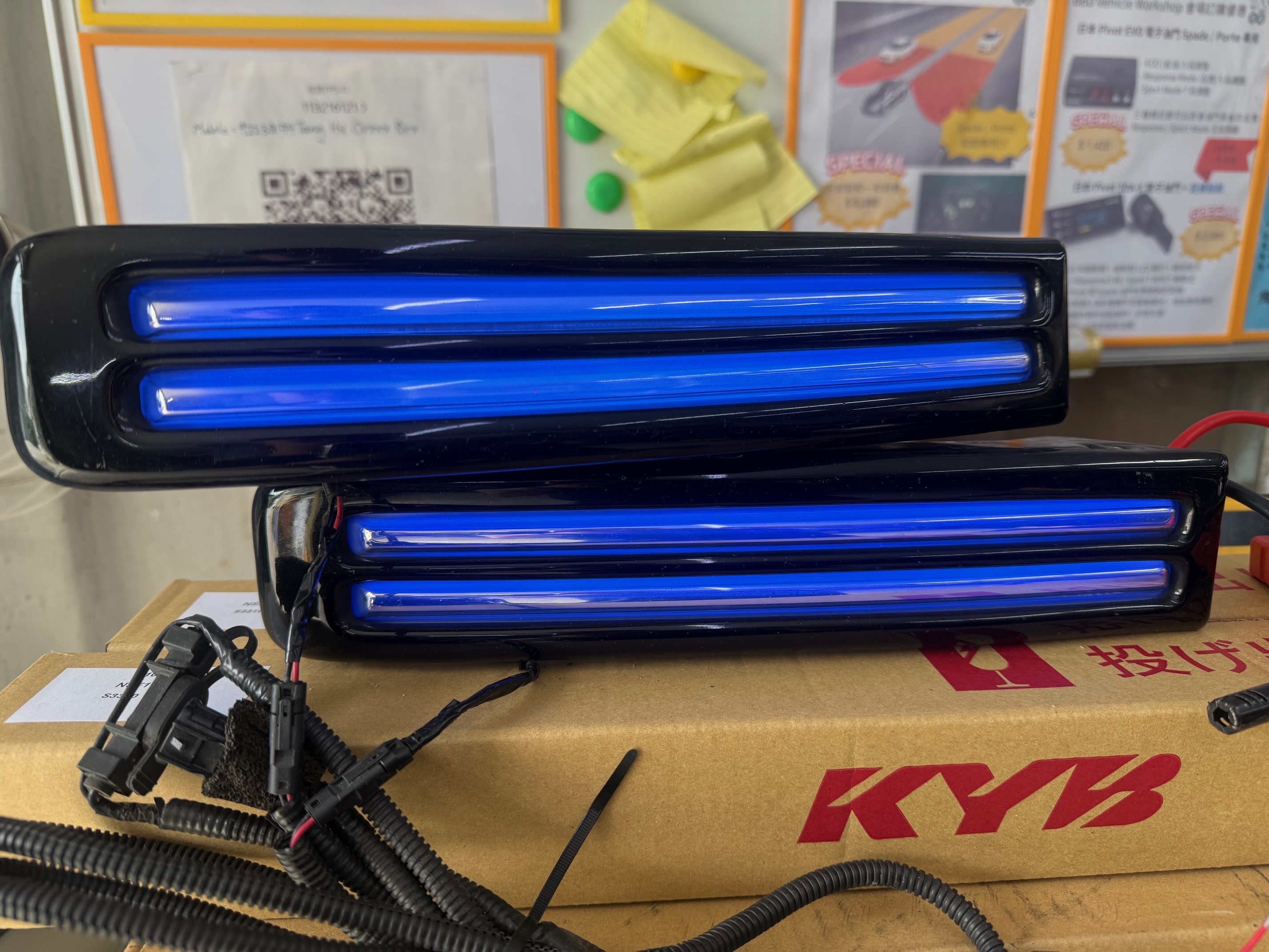 (二手) Spade 用正廠 Modellista LED bumper 裝飾