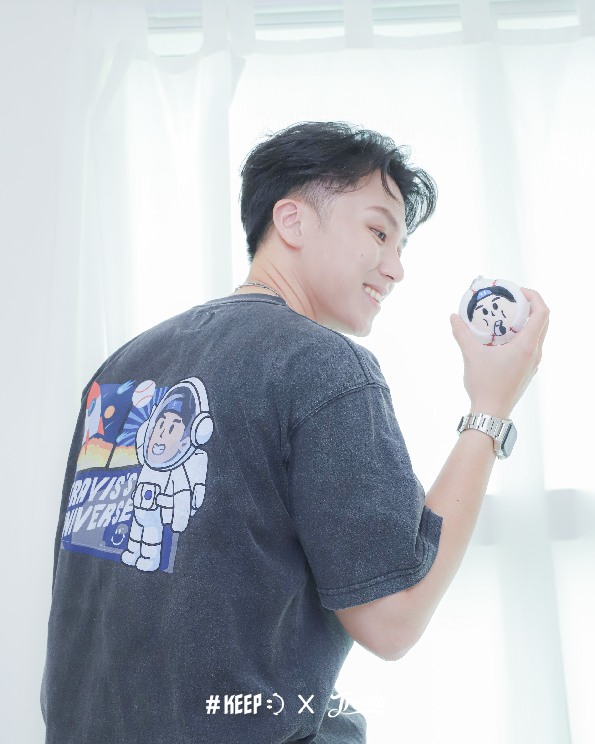 #KEEP x TRAVIS 崔維斯 水洗黑色 聯名 火箭 Q版頭像 宇宙崔 水洗黑厚磅TEE【KS297-BK】