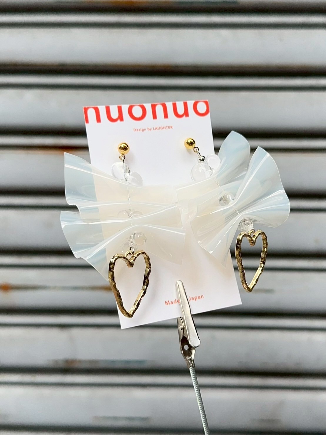 [LAUGHTER] 耳針 | 白×金 | NO.305