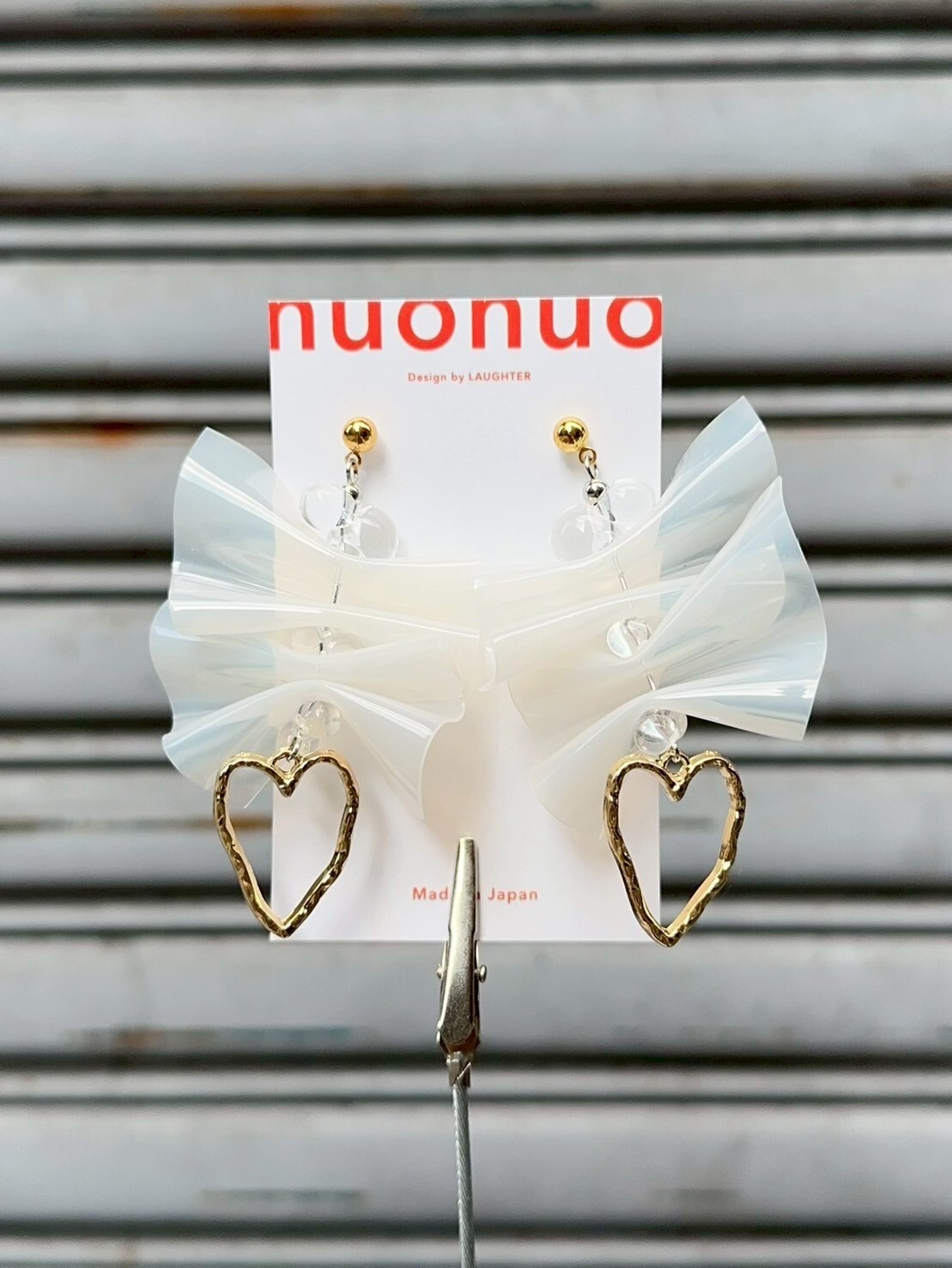 [LAUGHTER] 耳針 | 白×金 | NO.305