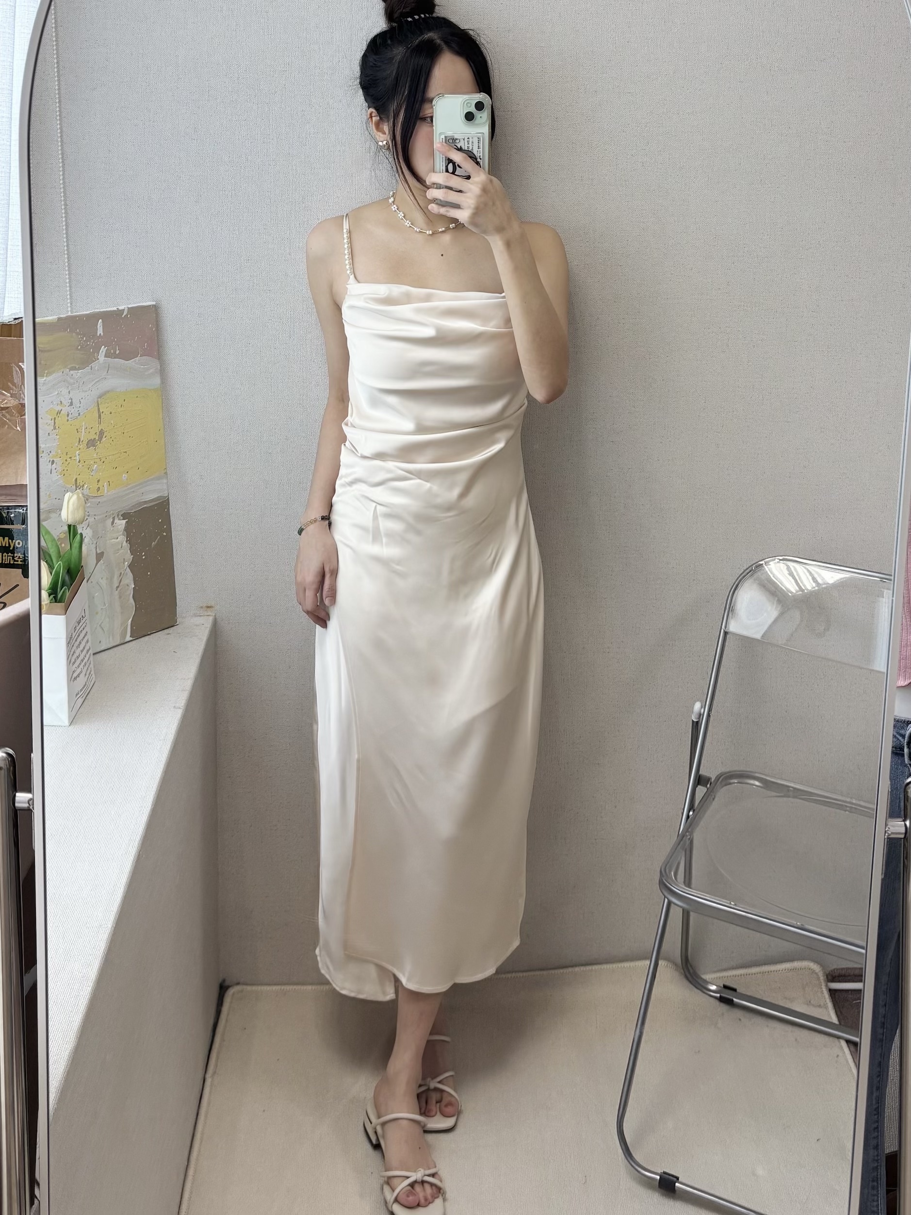 |現貨|氣質緞面前抓皺立體珍珠長洋裝(S-L)(杏)