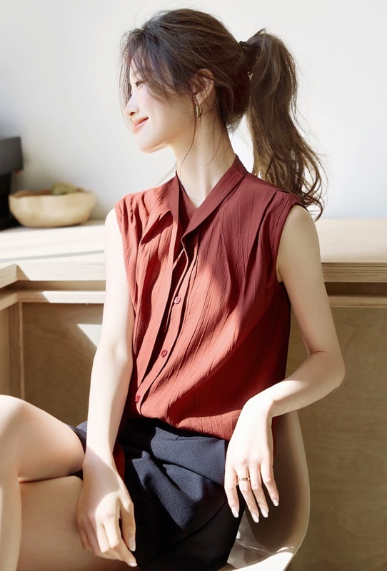 綁帶無袖襯衫上衣 磚紅