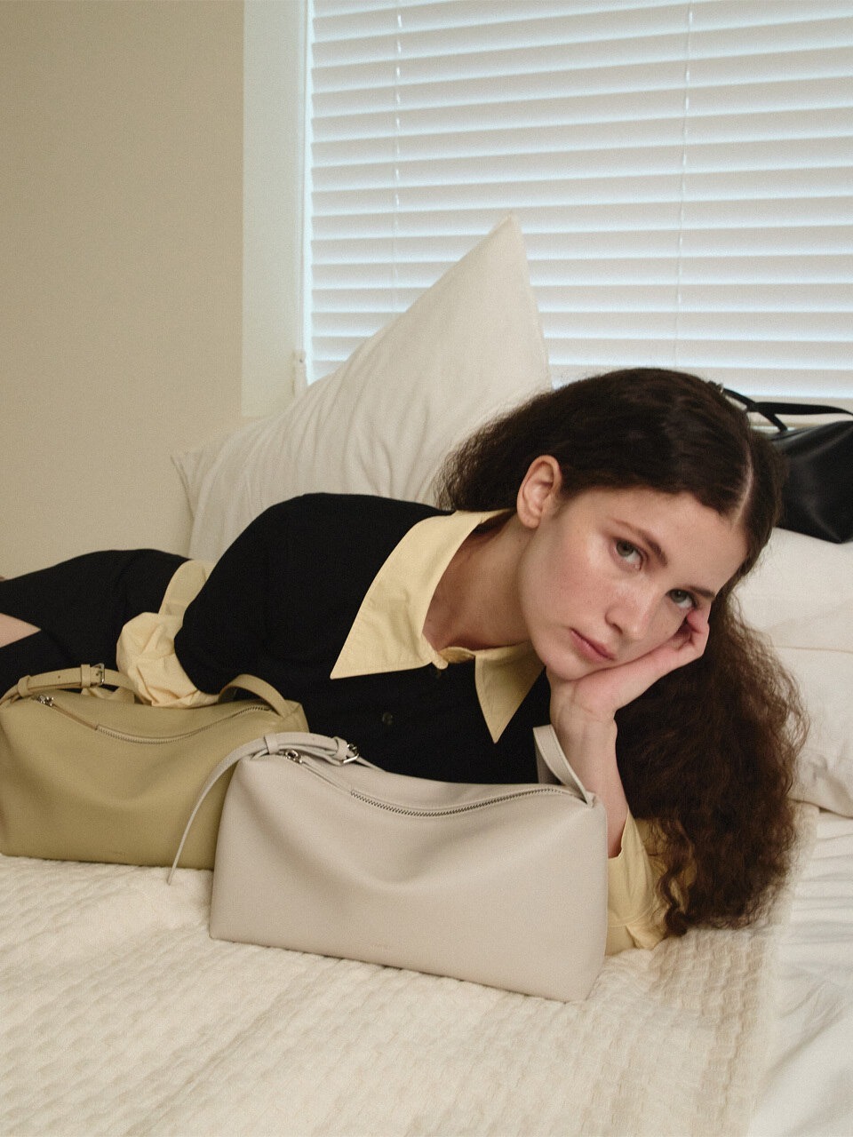 OVHEE Minu Shoulder Bag