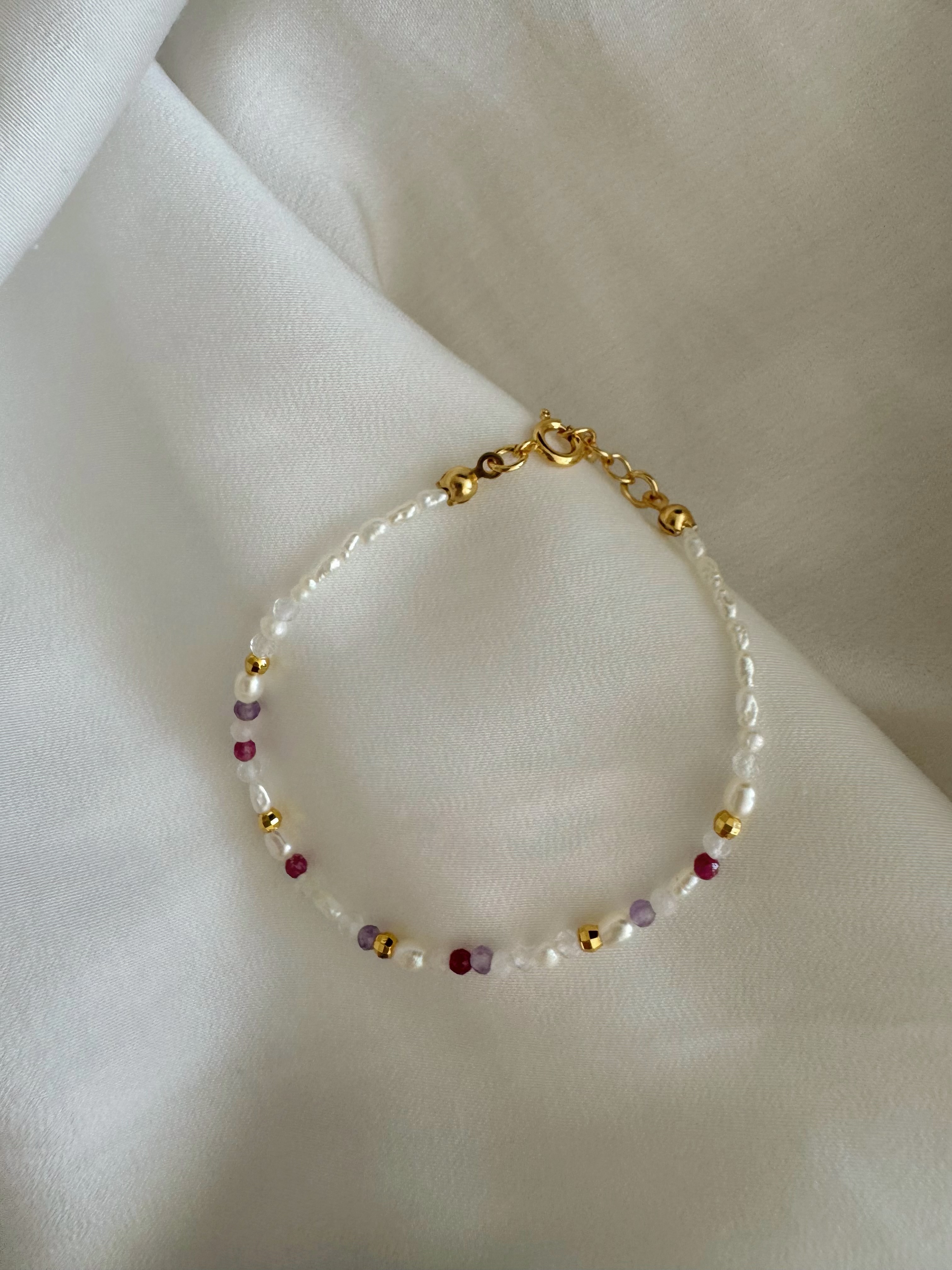 Petal Mist Bracelet｜花瓣霧光 珍珠手鏈