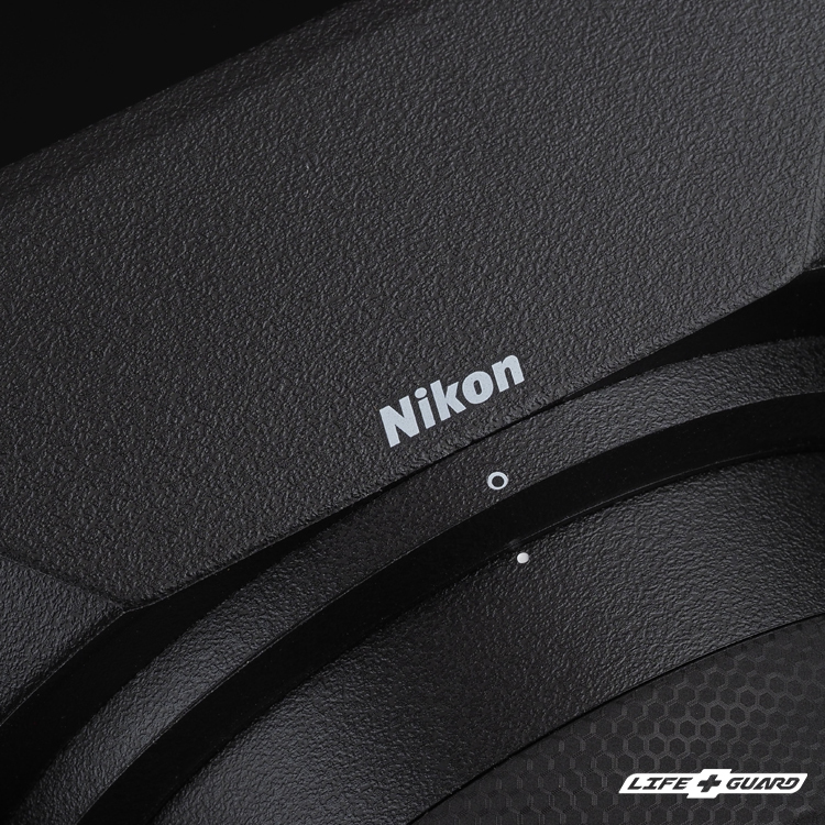 黑色砂紋貼膜質感特寫，LIFE+GUARD 設計風格