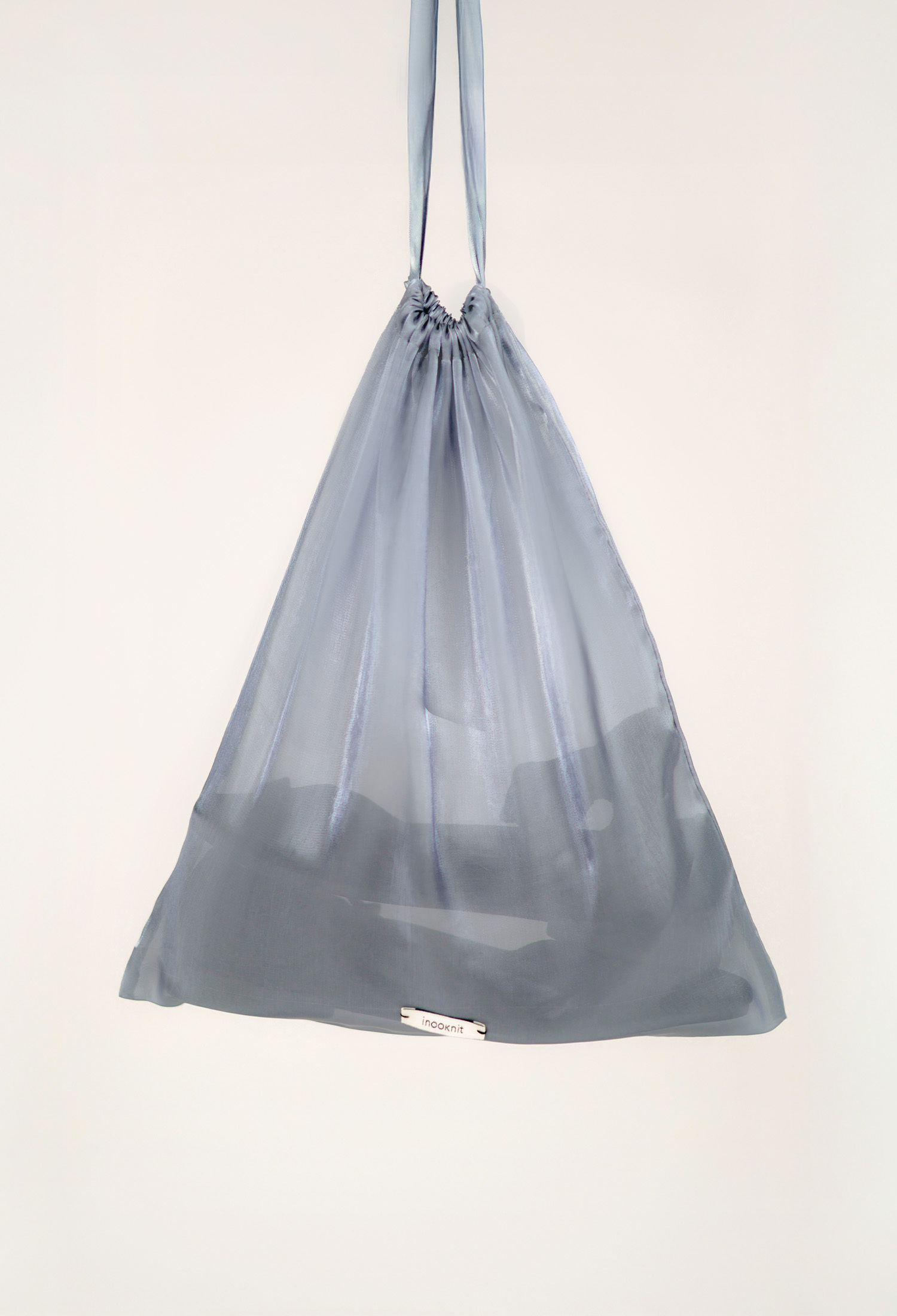 inooknit烏干紗束口袋 灰藍色