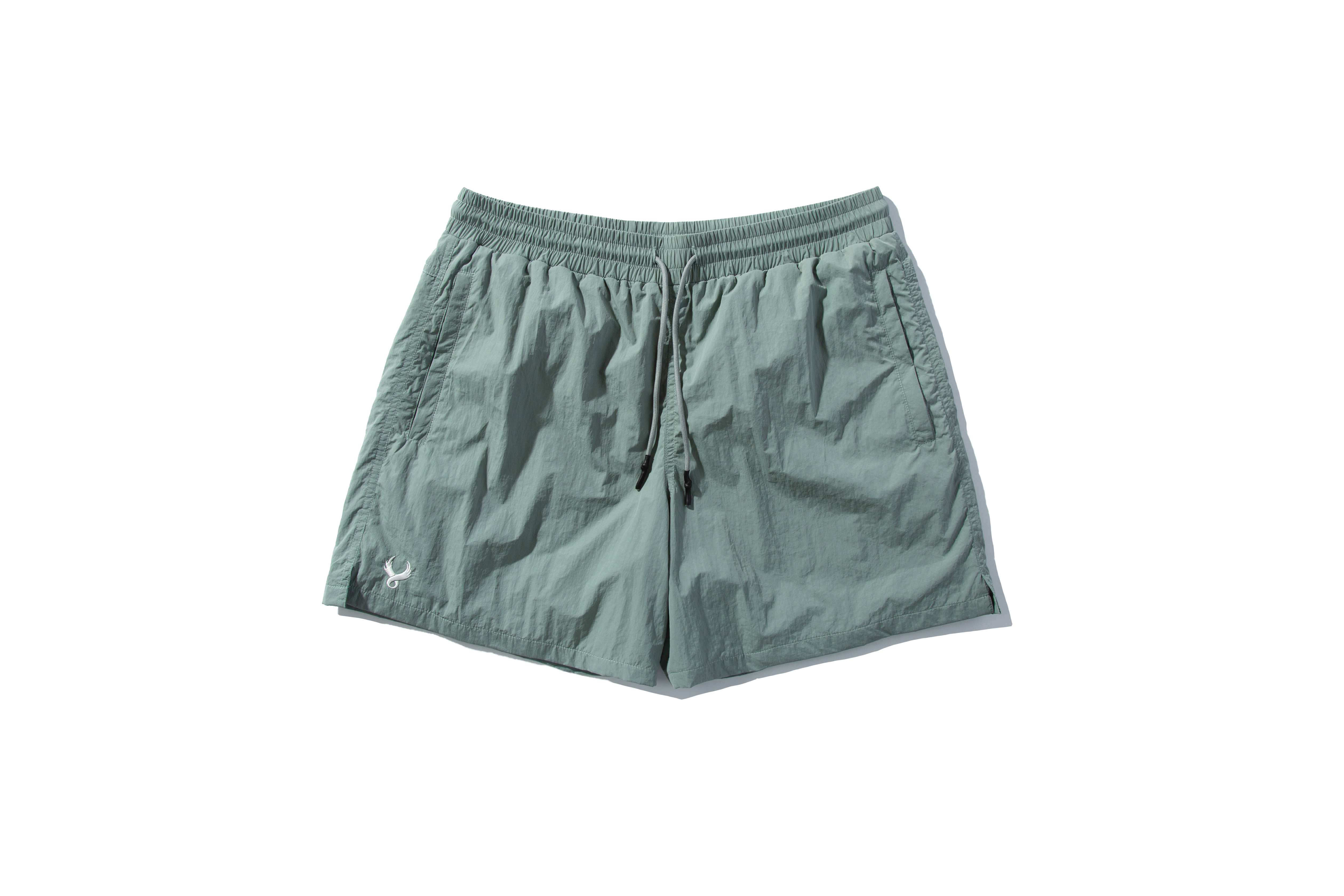 REMIX "Woven Shorts" (Green/White)