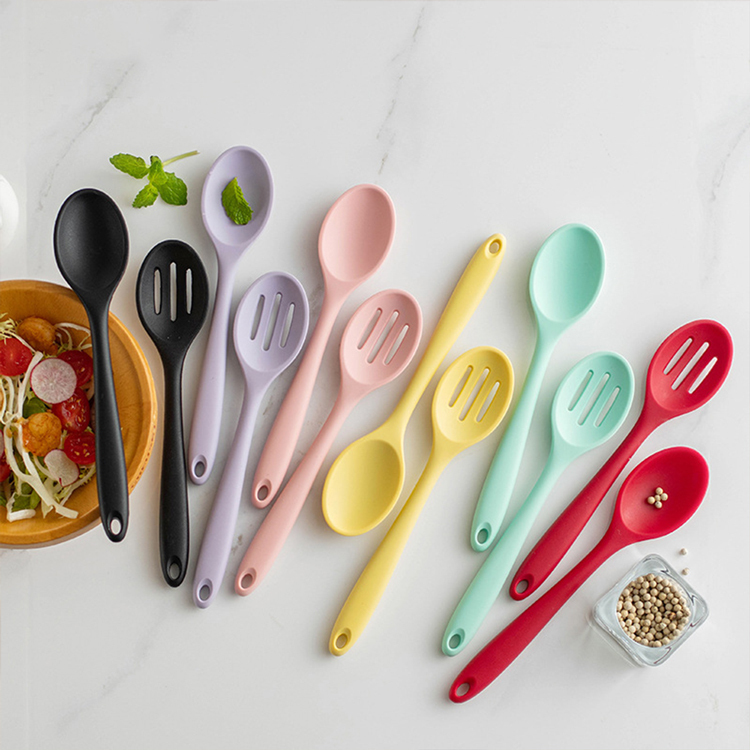 馬可龍色矽膠湯匙