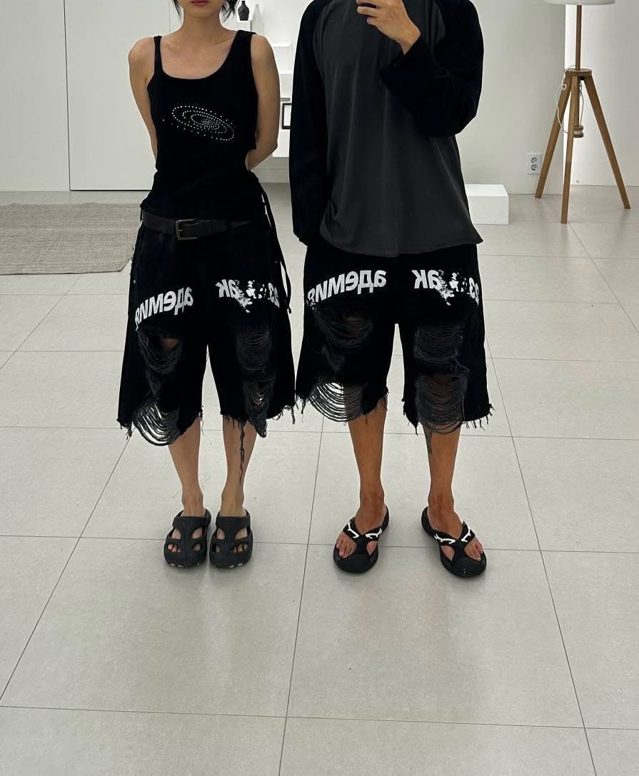 UNISEX 23 下擺破洞 鬚鬚設計 牛仔 #短褲