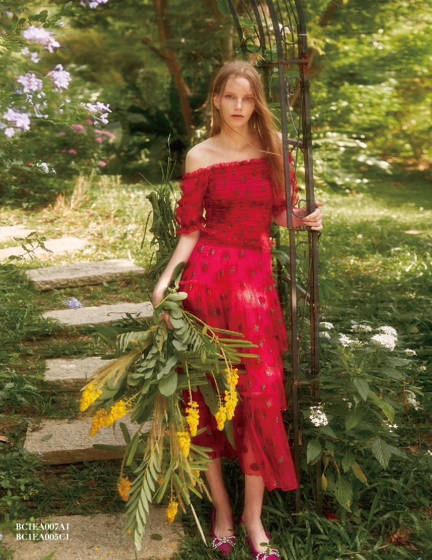 BC1EA005C1 紅色派對多層次閃聰膠印草莓網紗裙