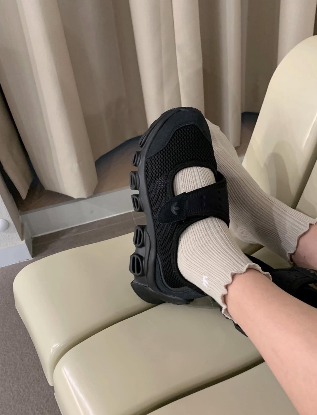 ADIDAS ADIFOM MEGAJANE 魔鬼氈 瑪麗珍鞋