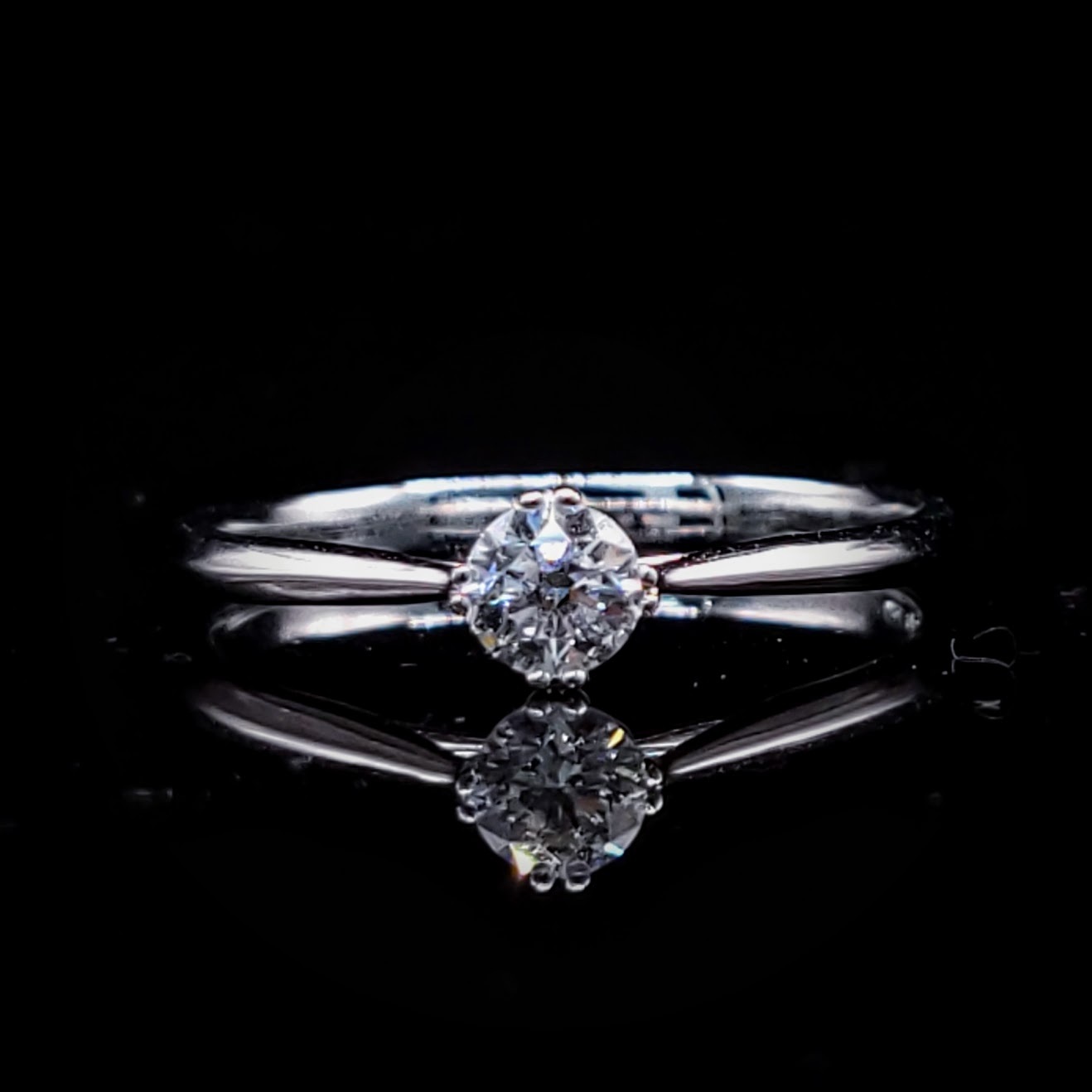 18K White Gold 0.26ct Diamond Ring