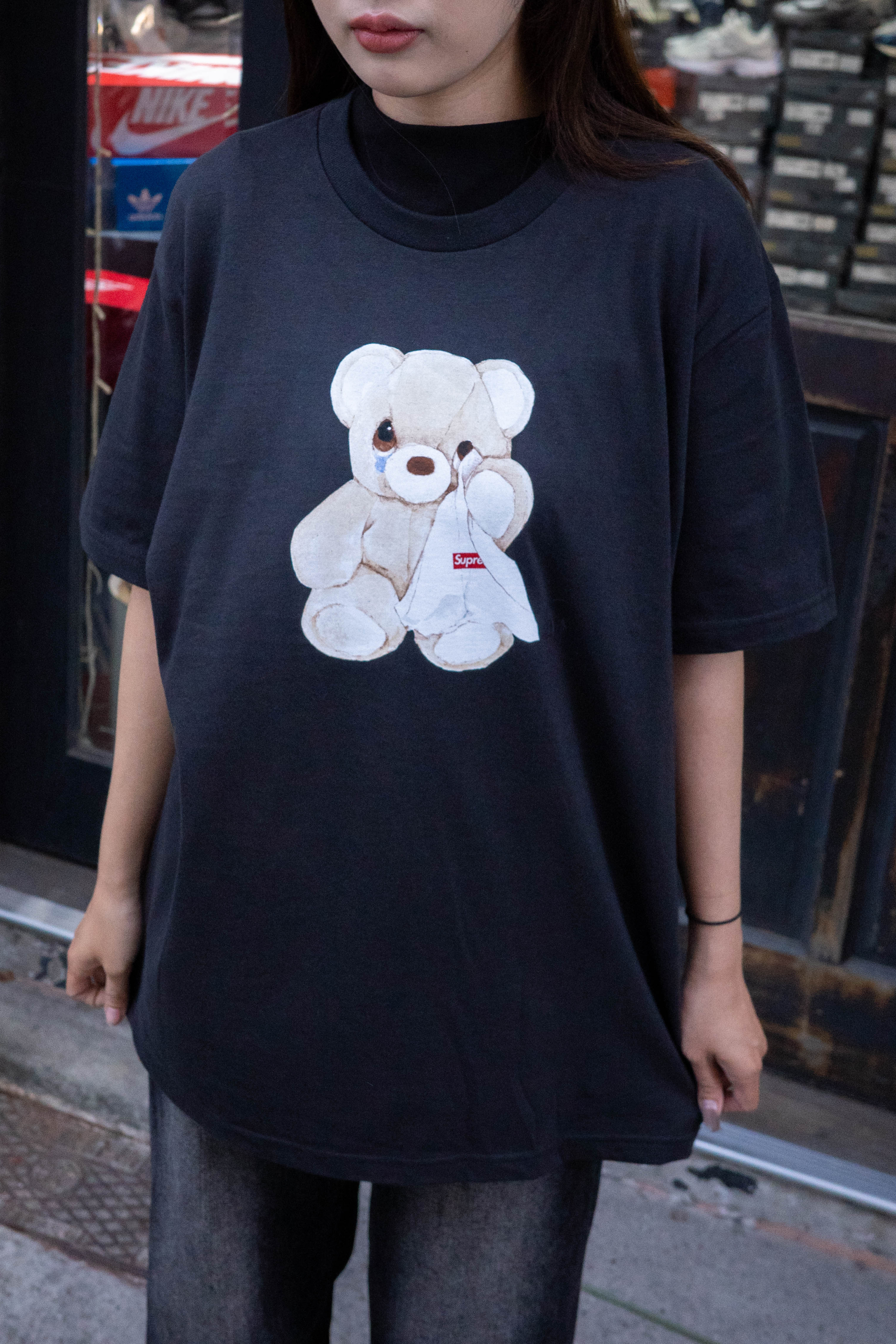 Supreme SS25 Bear Tee 哭泣小熊 短t ss25t62