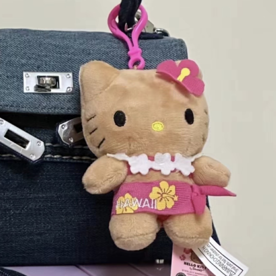 SANRIO 三麗鷗 HELLO KITTY 花圈吊飾 夏威夷限定 凱蒂貓 三麗鷗